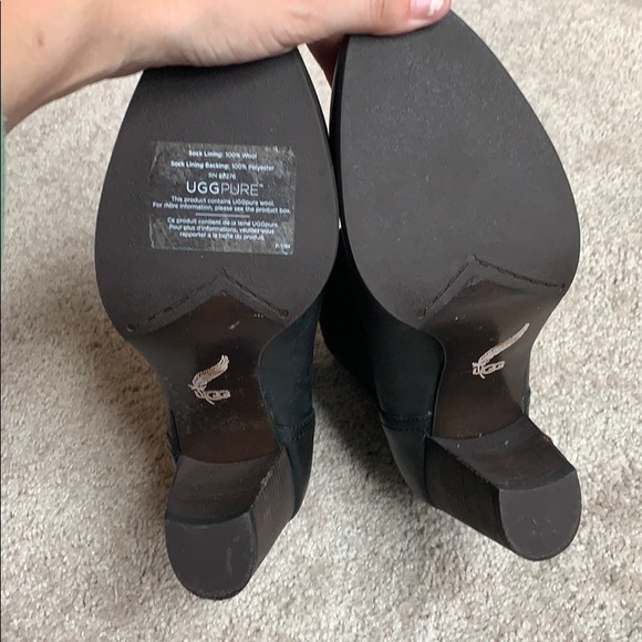 Ugh booties - Picture 4 of 7